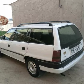 Opel Astra 1996