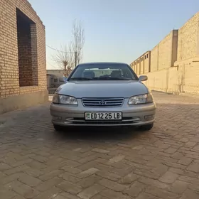 Toyota Camry 1997