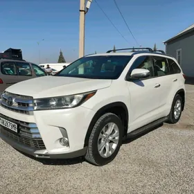 Toyota Highlander 2017