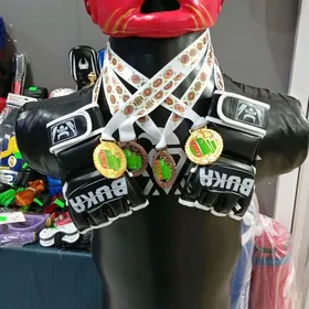 спортивные экипировки  А 30