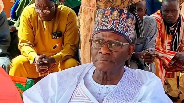 Germaniýanyň öňki baş lukmany Nigerde patyşa saýlandy