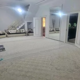 Arenda howly Gurtly plan jay