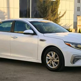 Kia Optima 2019