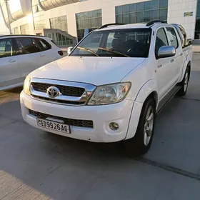 Toyota Hilux 2010