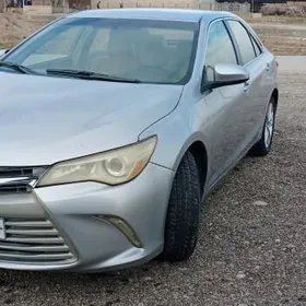 Toyota Camry 2017