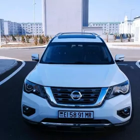 Nissan Pathfinder 2020