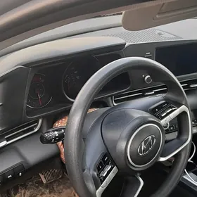 Hyundai Elantra 2021