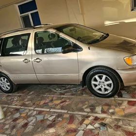 Toyota Sienna 2002