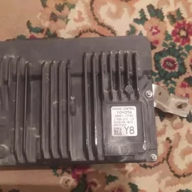 kompiyuter компьютер