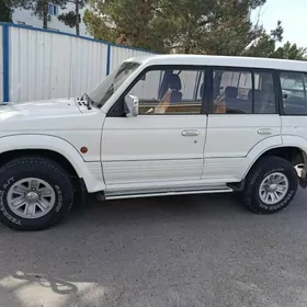 Mitsubishi Pajero 1995