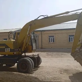 Caterpillar Excavator 2006