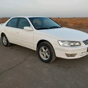 Toyota Camry 1998