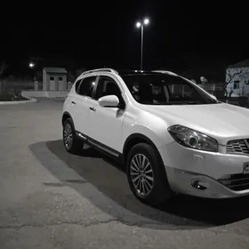 Nissan Qashqai 2013