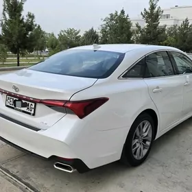 Toyota Avalon 2022