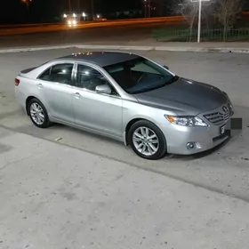 Toyota Camry 2011
