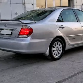 Toyota Camry 2005