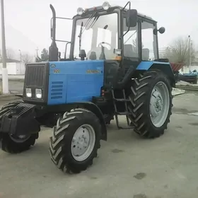 MTZ 82 2008