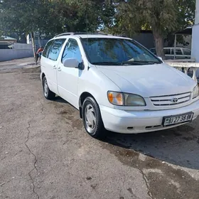 Toyota Sienna 2000