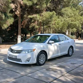 Toyota Camry 2012