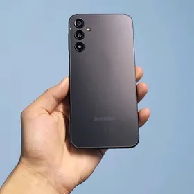 Samsung A24. 8/128. wetnam