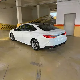 Toyota Camry 2025