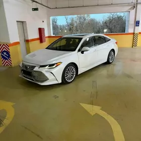 Toyota Avalon 2022