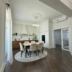 gurtly jay 3 komnat 3 etaj