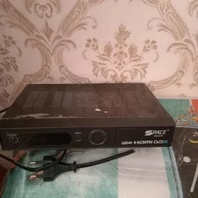 тюнер,рабочий