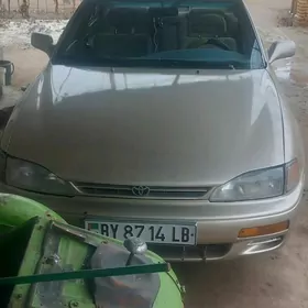 Toyota Camry 1996