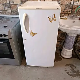 холодильник LJ