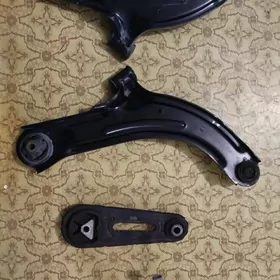 Nissan Versa ryçag komplekt