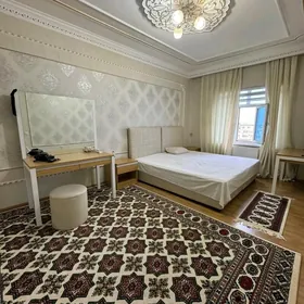 Гаудан В 3-ком средний ремонт