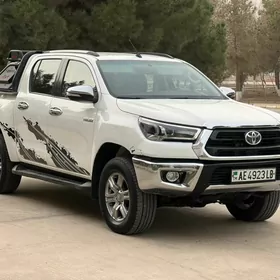 Toyota Hilux 2016