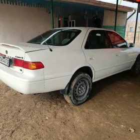 Toyota Camry 1997