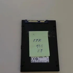 SSD 2.5 В наличии 2 шт