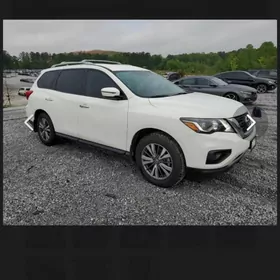 Nissan Pathfinder 2020