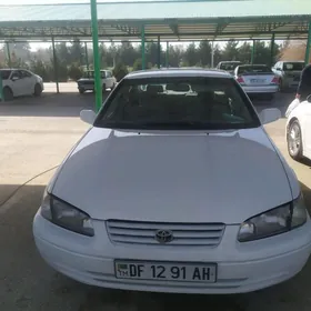 Toyota Camry 1998