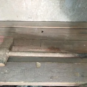 Продам маленькую кувалду