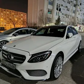 Mercedes-Benz C300 2015