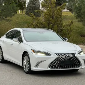 Lexus ES 350 2022
