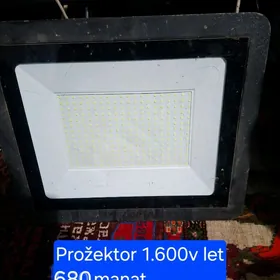preźektor 1.600valt
