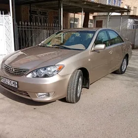 Toyota Camry 2003
