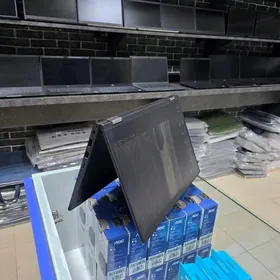 Lenovo yoga i5 11gb  8gb Ram