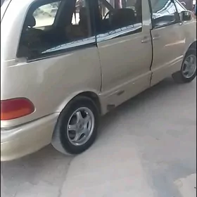 Toyota Previa 1996