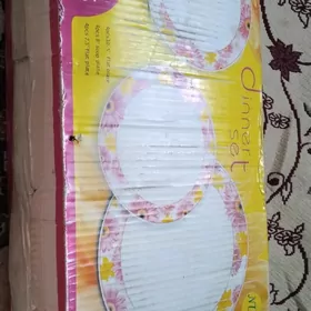 набор тарелок