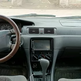 Toyota Camry 2001