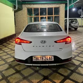 Hyundai Elantra 2019