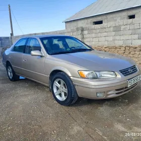 Toyota Camry 1999