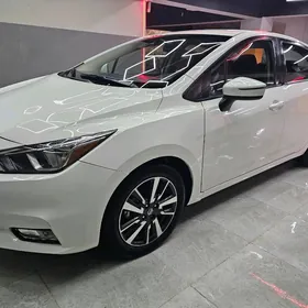 Nissan Versa 2021