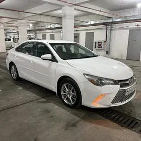 Toyota Camry 2016